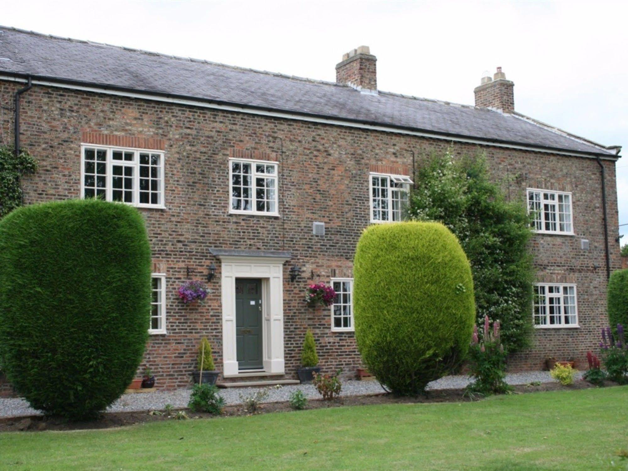 The Manor Guest House York Exterior photo